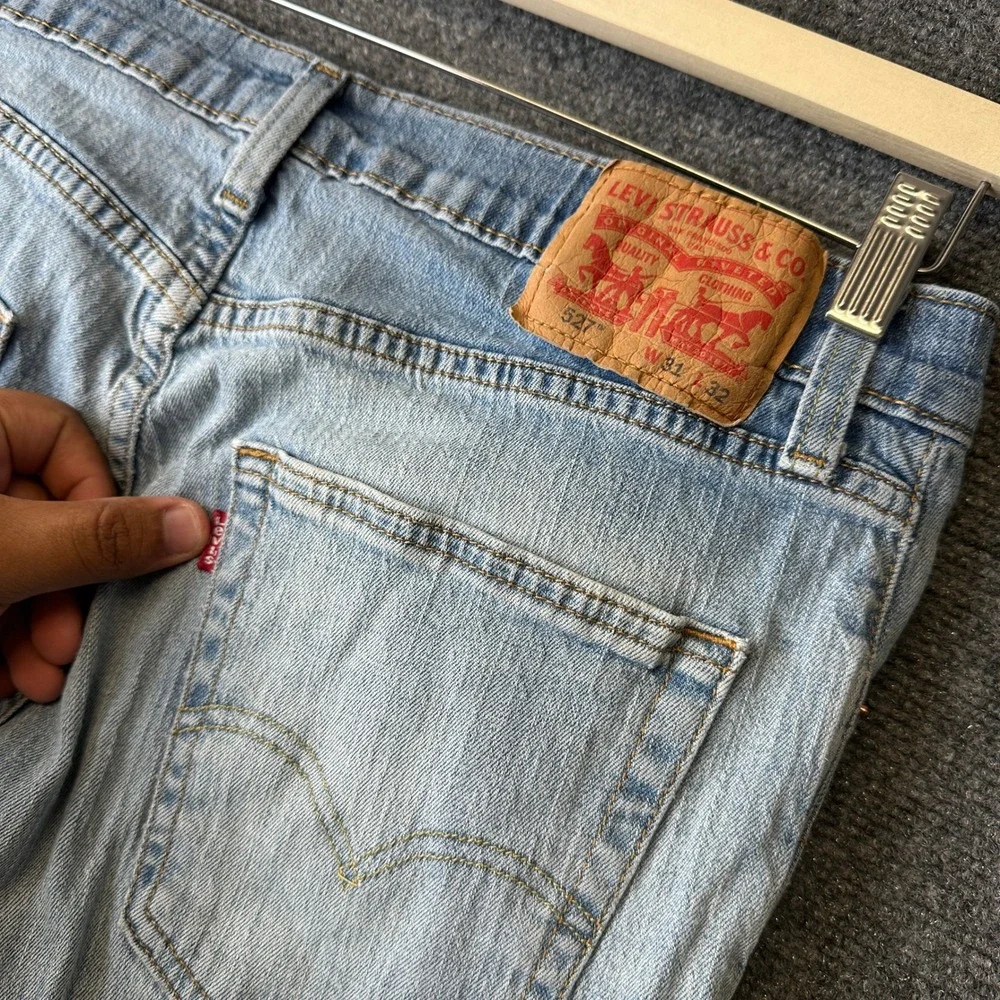Levis up sale